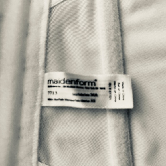 Maidenform White Lace Cups & Side Front Strapless Underwire Boned Bustier - 36A - Picture 7 of 9